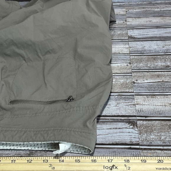 LL Bean Cropped Khaki Outdoor Pants  Zipper Pockets Lightweight Size 8‎ - Picture 5 of 8